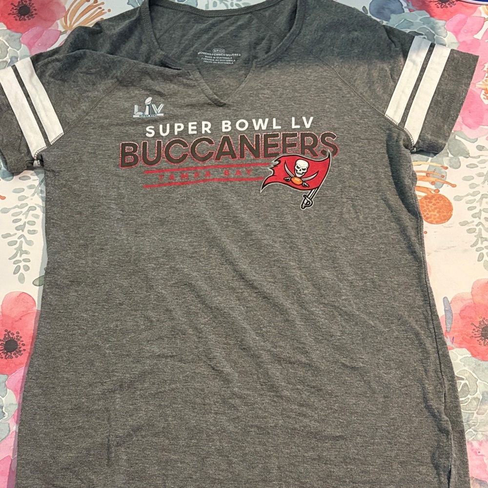 NFL Buccaneers Gray T-Shirt